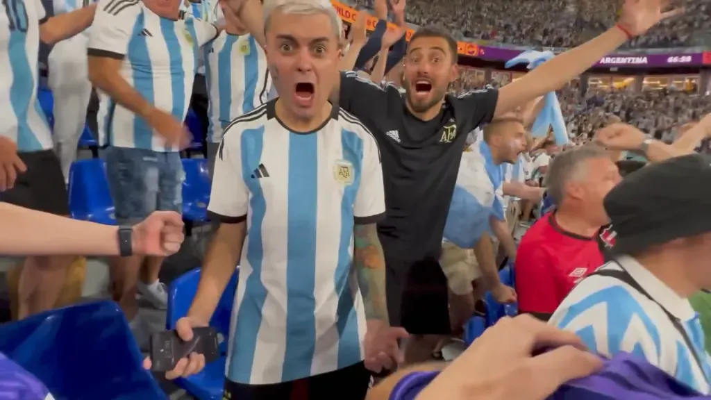 Los hinchas que aparecen en “Muchachos”. (Pampa Films)