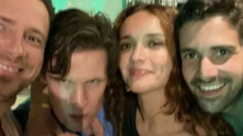 La primera foto de Matt Smith y Olivia Cooke que despertó los rumores. (Instagram @fabienfrankel)