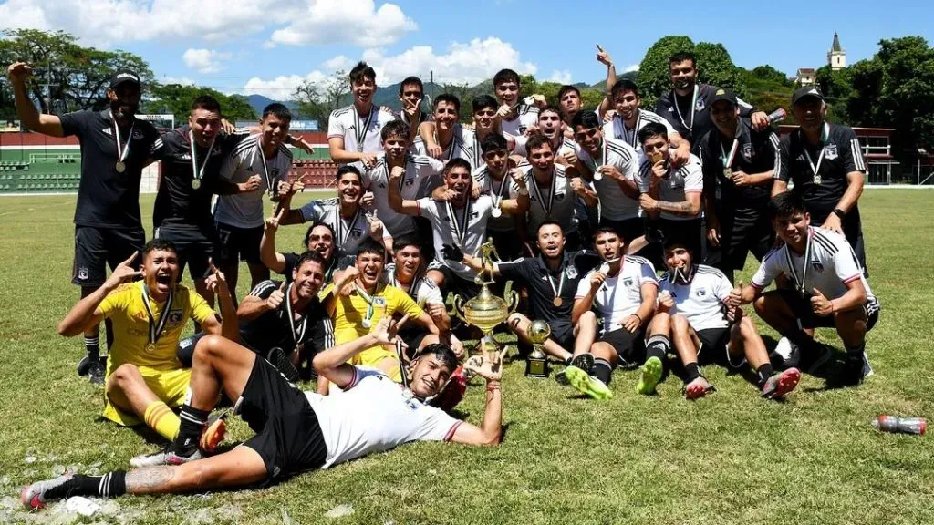 La categoría de Proyección de Colo Colo gritó campeón de la Copa Xerém de Brasil. Fuente: Colo Colo Fútbol Joven.