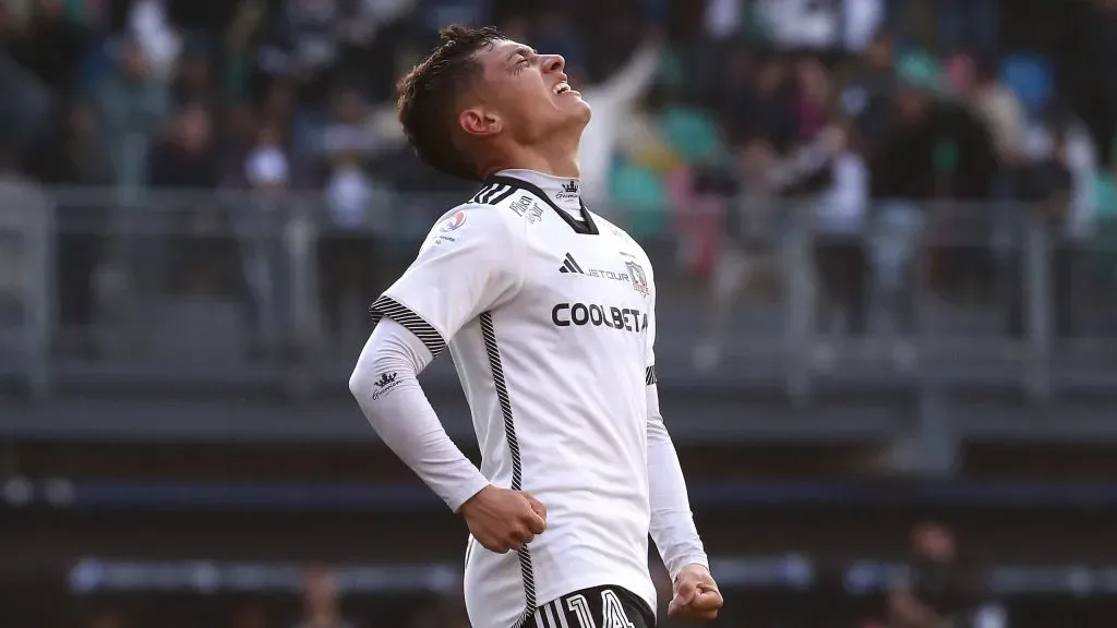 Cristián Zavala es baja de último momento en Colo Colo. | Imagen: Photosport.