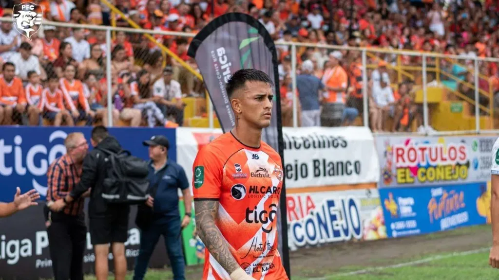 Yoserth Hernández es buscado por Deportivo Saprissa.