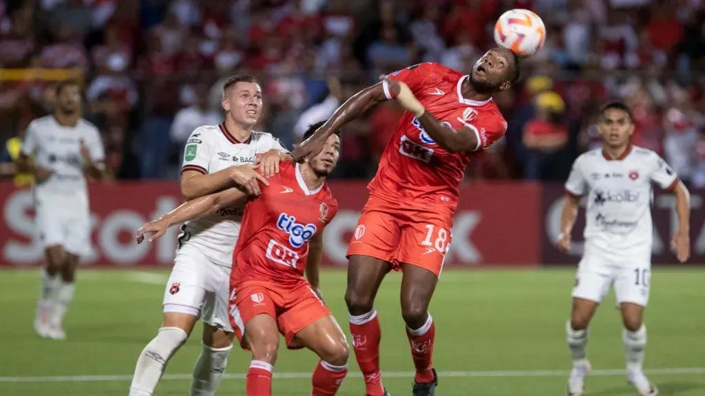 Liga Deportiva Alajuelense fue campeón entre semana venciendo al Real Estelí de Nicaragua