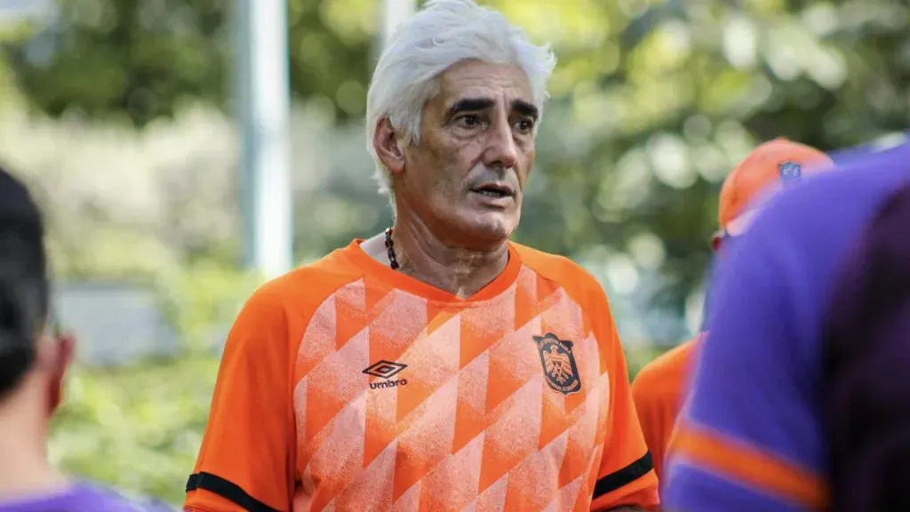 Corti fue campeón como entrenador de Águila en el Apertura salvadoreño