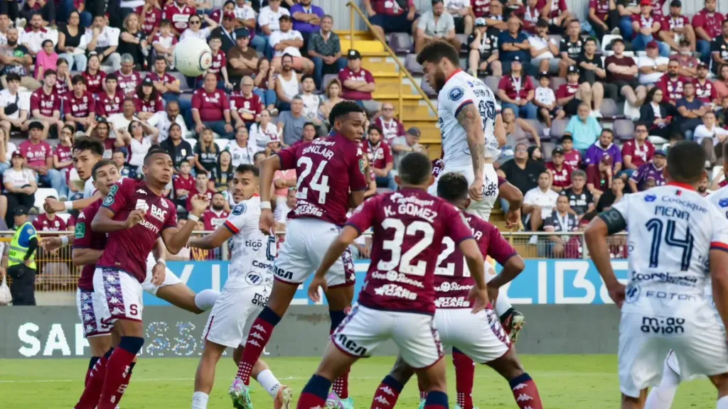 La última vez que San Carlos visitó el Ricardo Saprissa fue el 3 de marzo e igualó 3-3 con Saprissa. (Foto: Deportivo Saprissa)