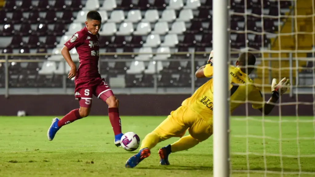 El primer y único gol de Jostin Tellería en el Deportivo Saprissa llegó en 2020, en la goleada 4-0 contra Limón FC. (Foto: Saprissa)