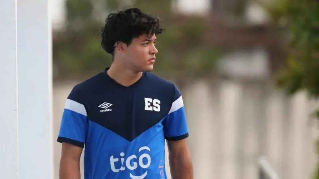 Francis Castillo dejó Nicaragua para jugar en El Salvador.