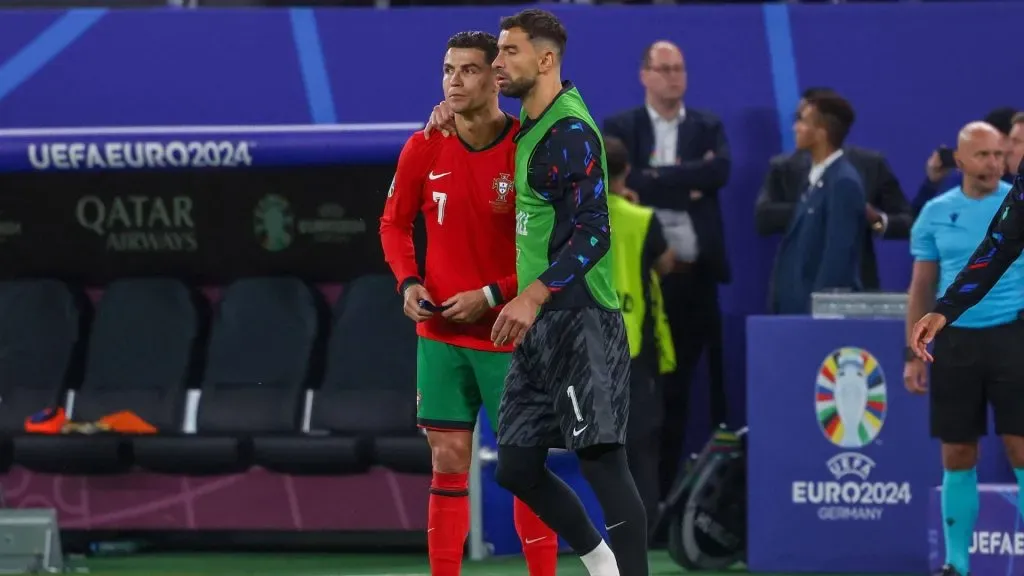 Cristiano Ronaldo y Rui Patrício, juntos en la reciente Eurocopa 2024. (Getty Images)