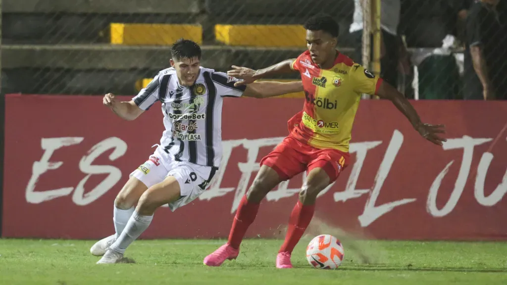 El pasado 3 de agosto, Diriangén y Herediano empataron 1-1 con los goles de Copete y Faerron, respectivamente. (Foto: Oswald Rivas / Concacaf)