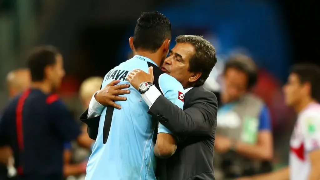 Keylor Navas y Jorge Luis Pinto en el Mundial 2014. (Getty Images)