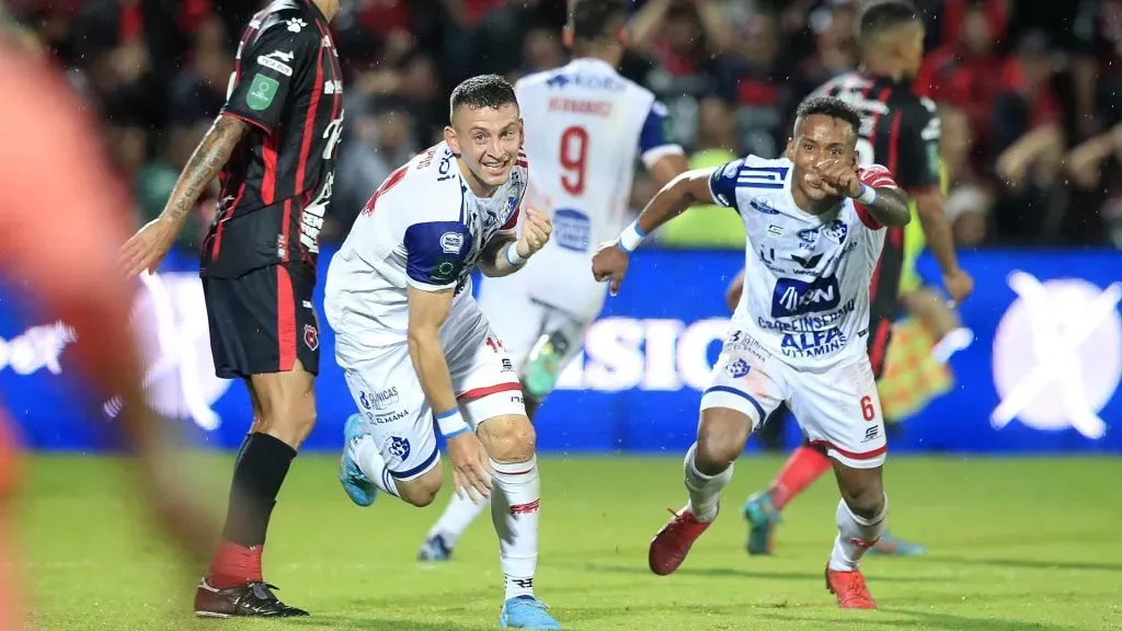 Arturo Campos marcó uno de los goles más importantes de Cartaginés en su historia.