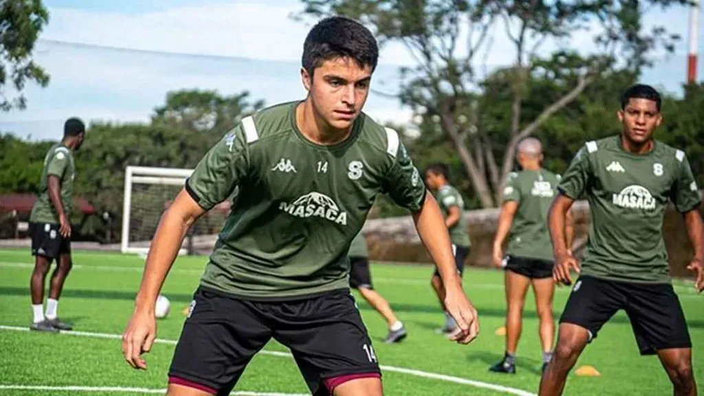 Van der Putten tiene pasado morado (Saprissa).