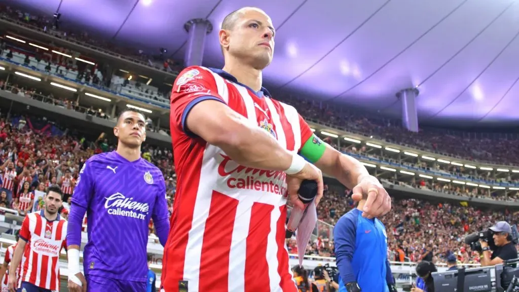 Chicharito no está convocado con Chivas.