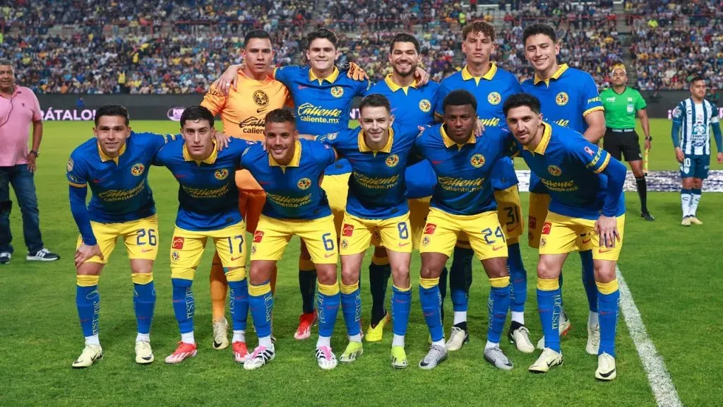 América