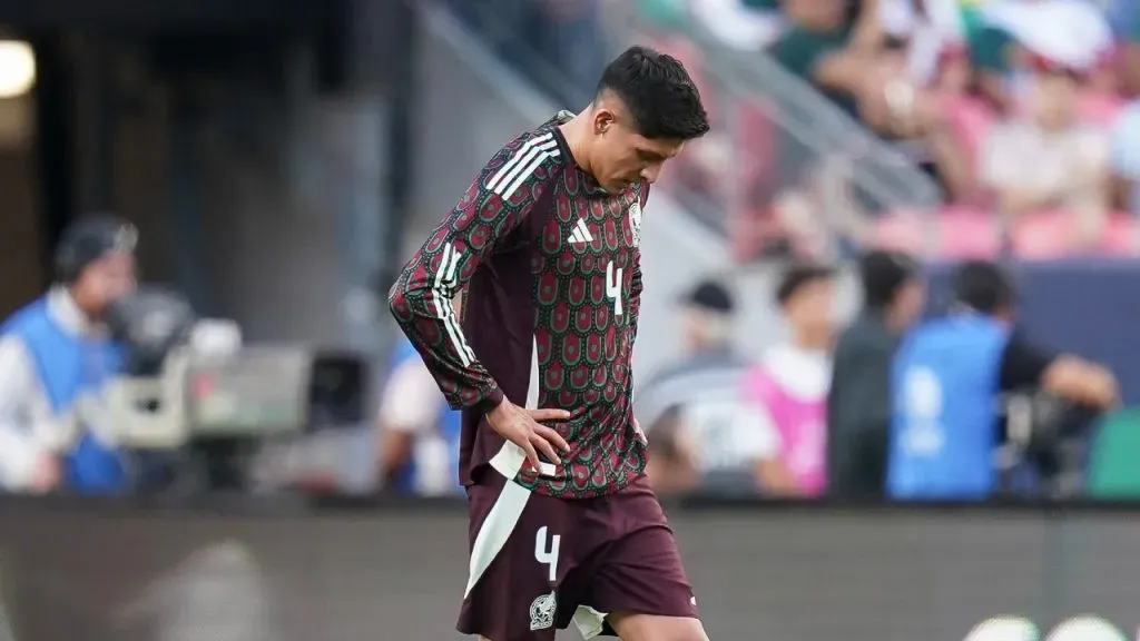 México perdió por goleada ante Uruguay.