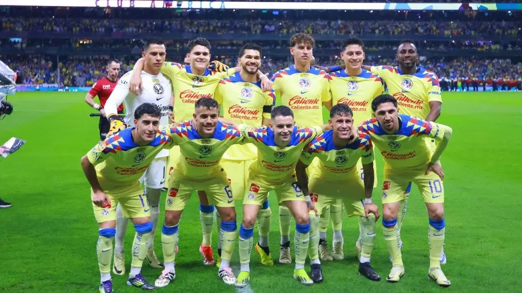 América
