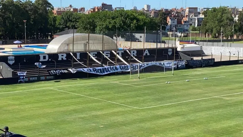 River jugará por primera vez en el profesionalismo ante Riestra.