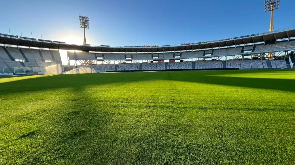 Cómo está el campo de juego del Estadio Mario Alberto Kempes a 48 horas  para el River vs. Boca - La Página Millonaria