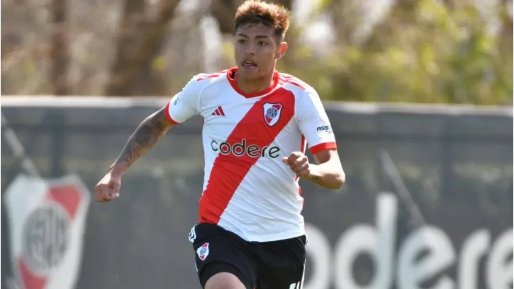 El delantero de River sumó minutos en reserva.