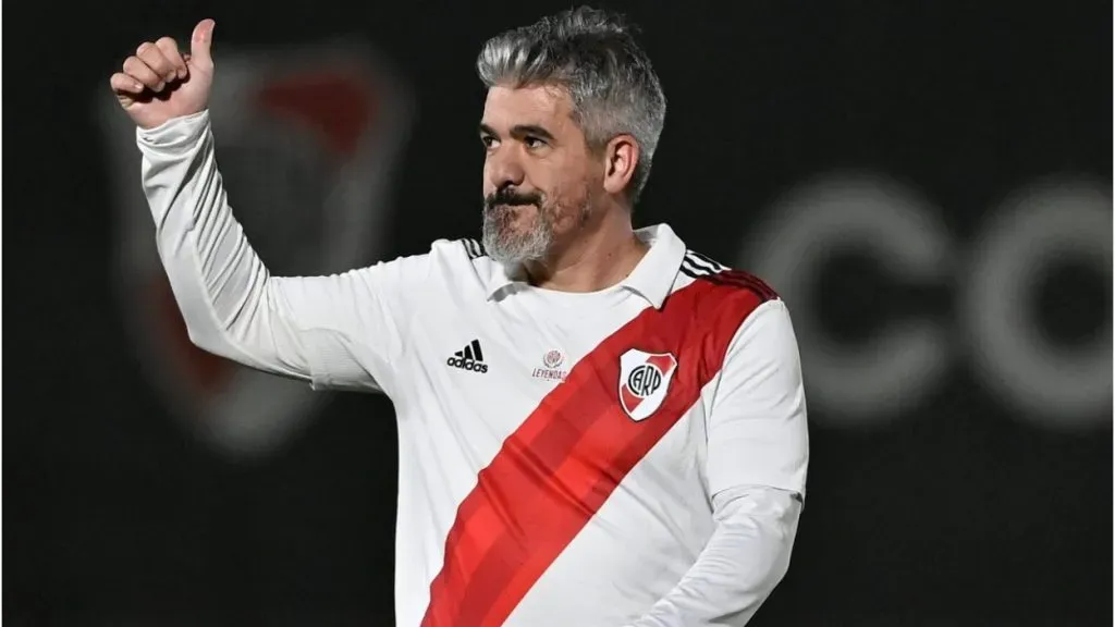 Ortega la rompe en el Senior bicampeón de River.