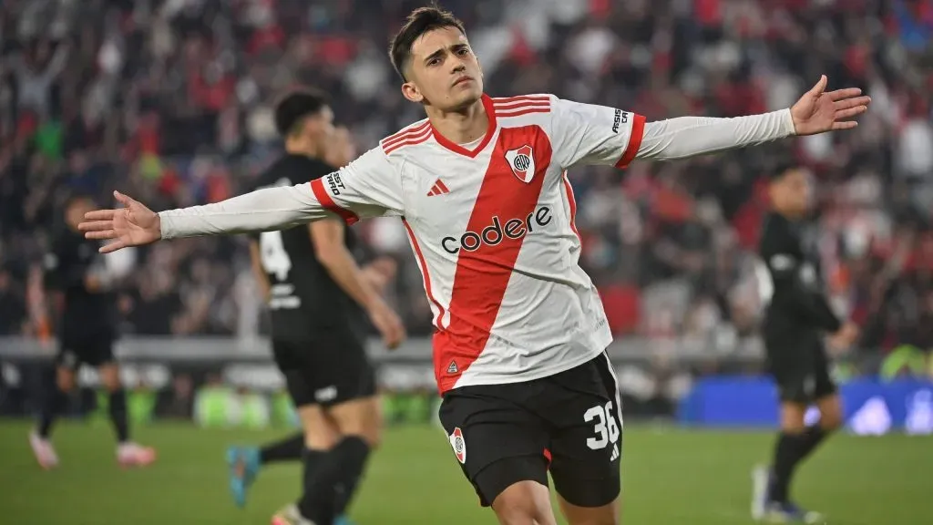 Pablo Solari, en la mira de Corinthians.