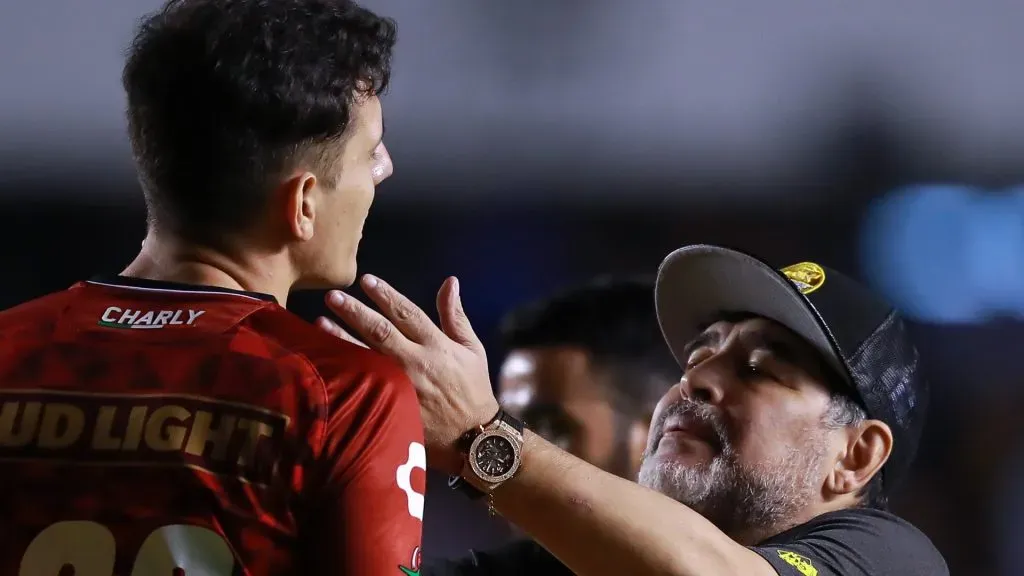 Servio dirigió a Maradona en México. (Getty)