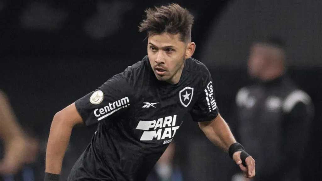 Óscar Romero, con chances de jugar en Racing.