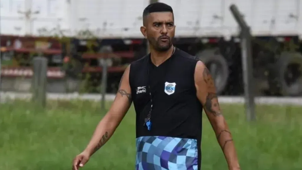 Pasó por Boca y ahora es ayudante de campo en Gimnasia de Jujuy. (Instagram)