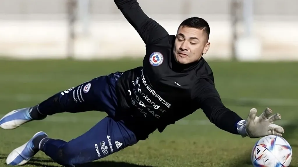 Cristóbal Campos será titular y tendrá su debut en la selección chilena adulta. Foto: Comunicaciones la Roja.