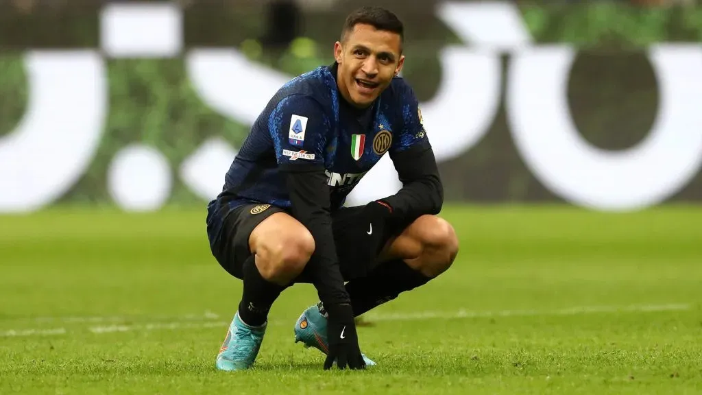 Alexis Sánchez quiere aprovechar las lesiones de sus compañeros para ganarse un lugar en el Inter de Milán. Foto: Getty Images.