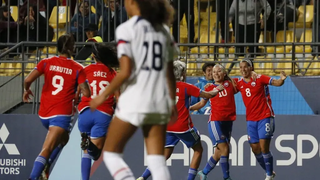 La Roja Femenina se metió en la final de Santiago 2023