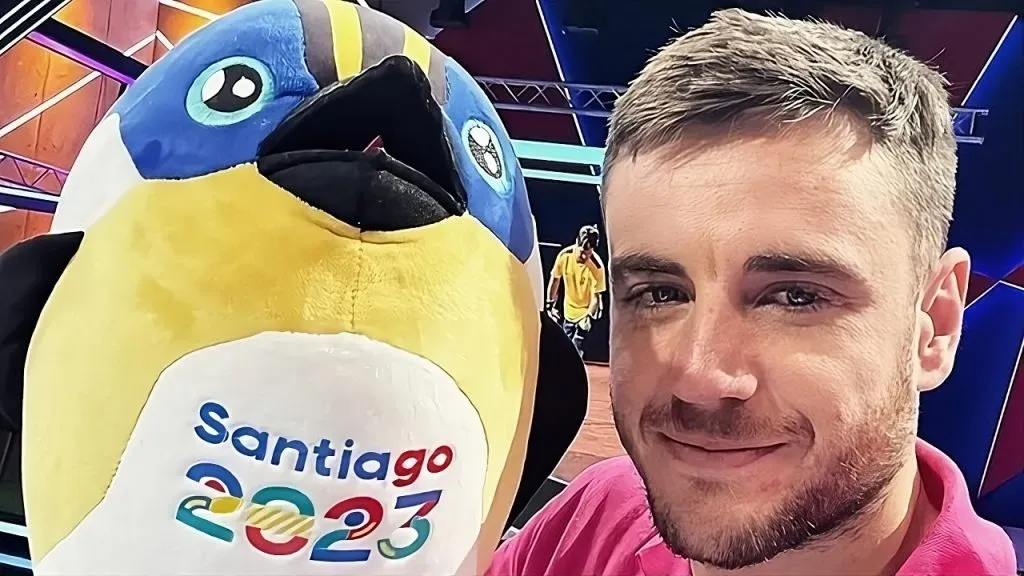 Gonzalo Fouillioux llegó a TVN para comentar los Juegos Panamericanos y Parapanamericanos de Santiago 2023.
