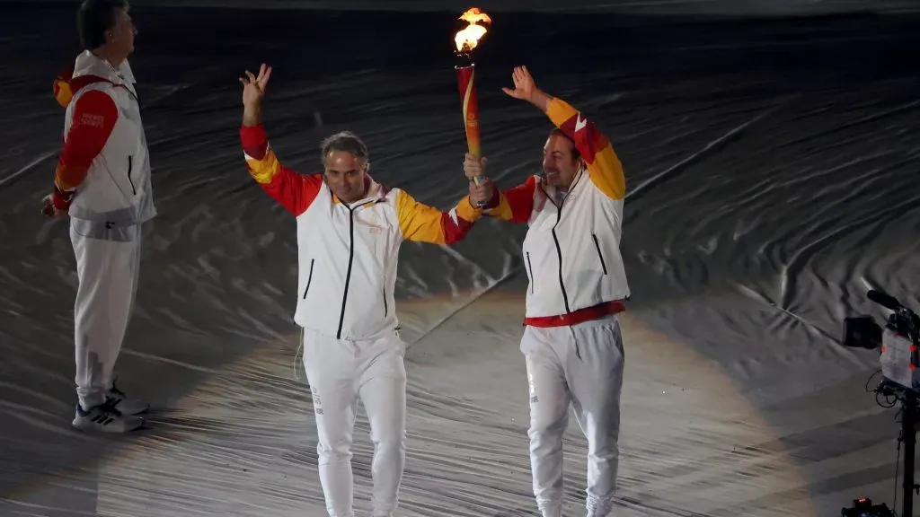 Nicolás Massú y Fernando González en la ceremonia inaugural de Santiago 2023.