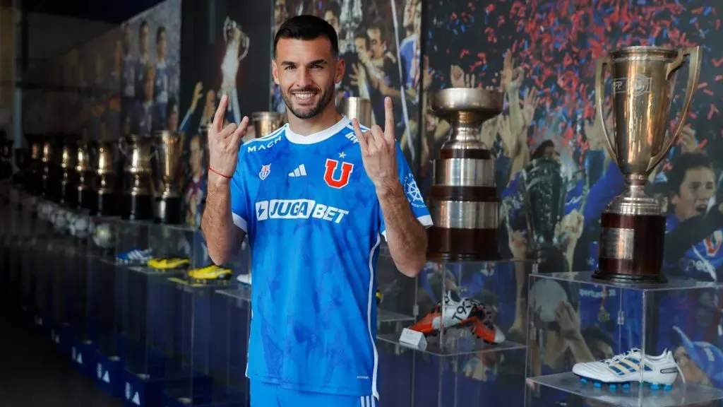 Fabricio Formiliano ya es jugador de Universidad de Chile: la U llega a tres refuerzos, pero por emergencia y fuera de plazo.