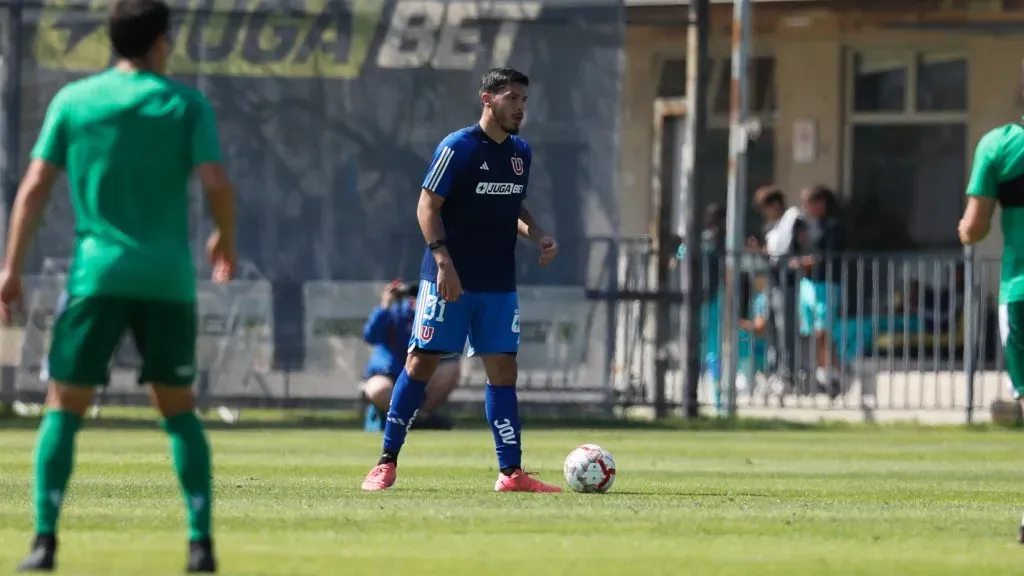 Tamayo solo ha tenido minutos en un amistoso de entrenamiento. Imagen: U. de Chile