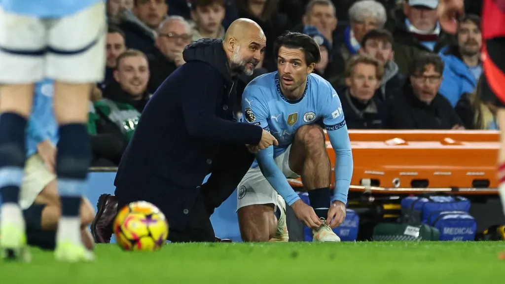 Pep Guardiola alcanzó 8 derrotas en 11 partidos: El United da vuelta el derby en el final y profundiza una brutal crisis del Manchester City.