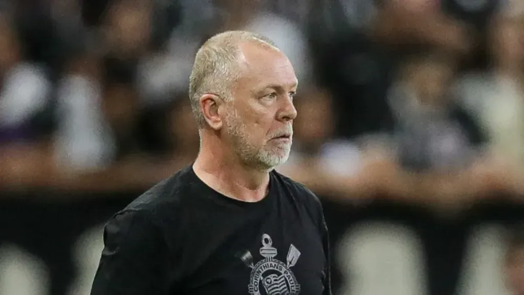 Mano Menezes: técnico quer foco total no Brasileirão (Foto: Rodrigo Coca/Agência Corinthians/Divulgação)