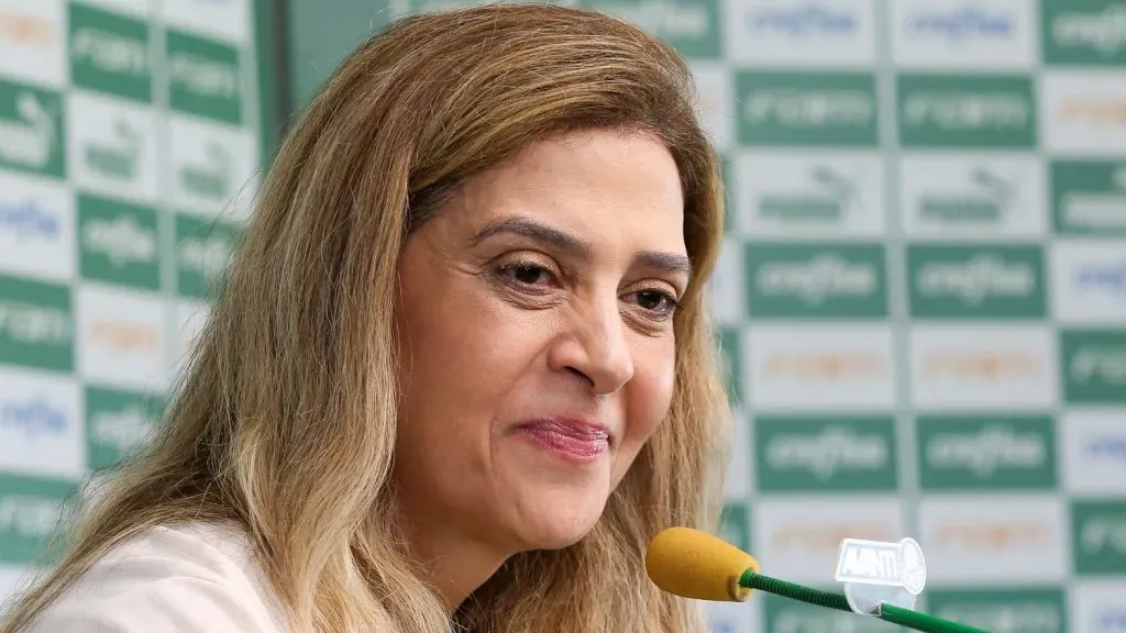 Leila é pressionada no Palmeiras. Foto: Flickr Oficial SE Palmeiras/Fábio Menotti