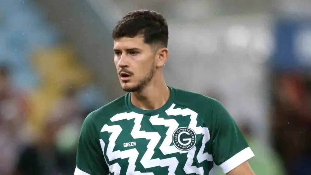 Hugo em ação pelo Goiás. (MB Media/GettyImages)