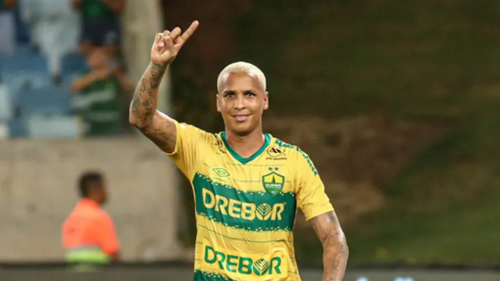Clube do Brasileirão avança pela contratação de Deyverson. (Foto: Divulgação/Cuiabá Twitter)