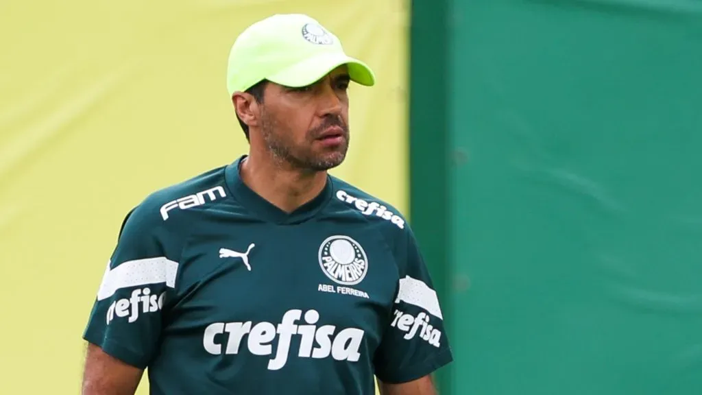 Abel Ferreira já exaltou defensor no Verdão (Foto: Fabio Menotti/Palmeiras/Divulgação)