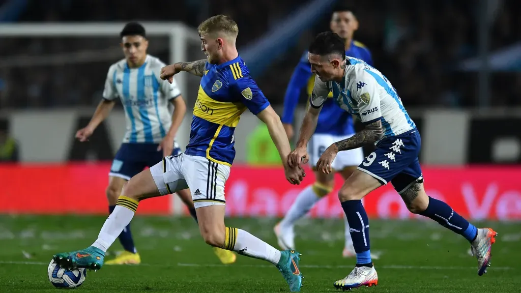 Nicolás Valentini, especulado no Palmeiras, ao lado de Aníbal Moreno (Photo by Marcelo Endelli/Getty Images)