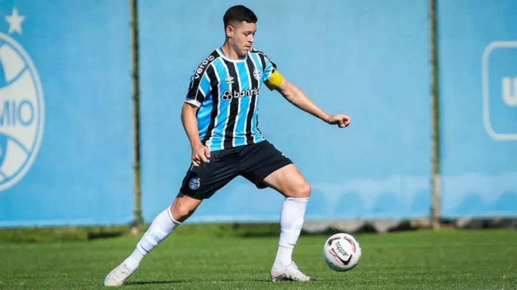 Natã pode ser negociado pelo Grêmio (Foto: Renan Jardim / Divulgação / Grêmio)