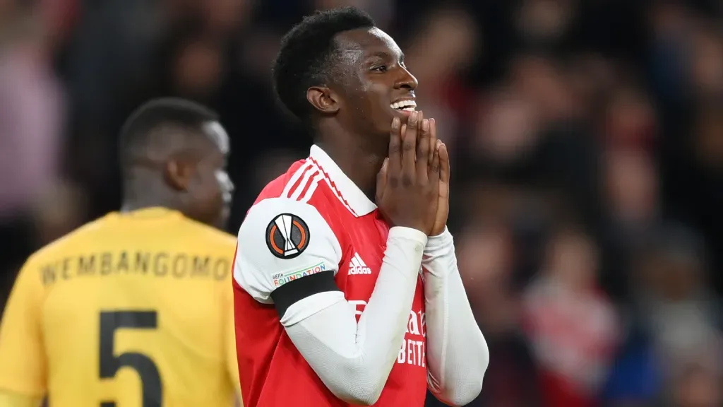 Nketiah é alvo do futebol francês (Foto: Shaun Botterill/Getty Images)