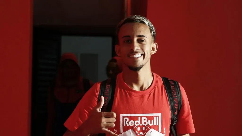 Matheus Gonçalves pelo Braga. Foto: Ari Ferreira | Red Bull Bragantino | Flickr