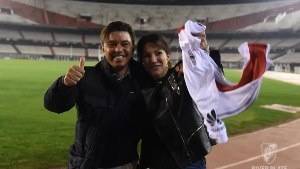 “Magui” recibió un reconocimiento de parte del club (Prensa River)