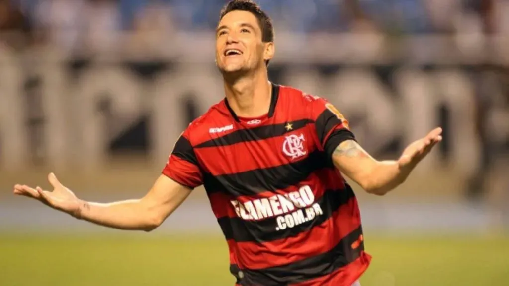 Thiago Neves (Flamengo redes)