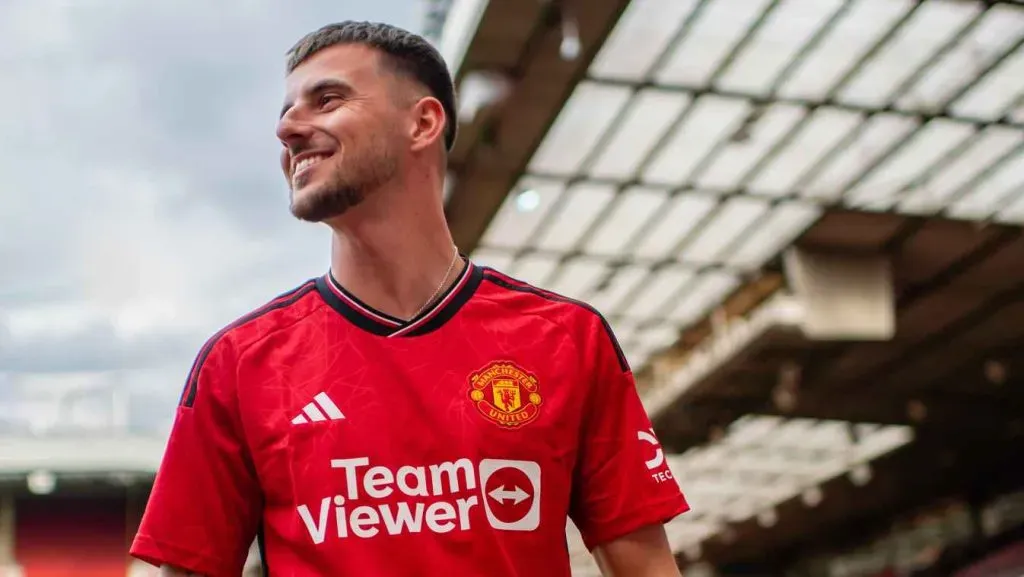 Mason Mount se sumó a la lista de lesionados del United en el encuentro contra Tottenham.