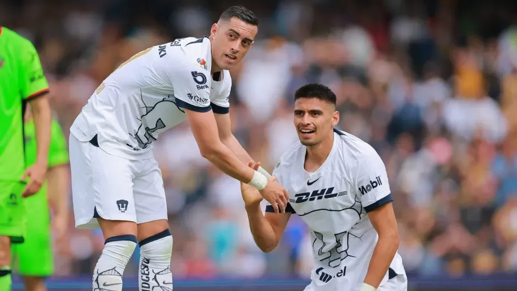 Rogelio Funes Mori le envió un mensaje a Memo Martínez tras su doblete