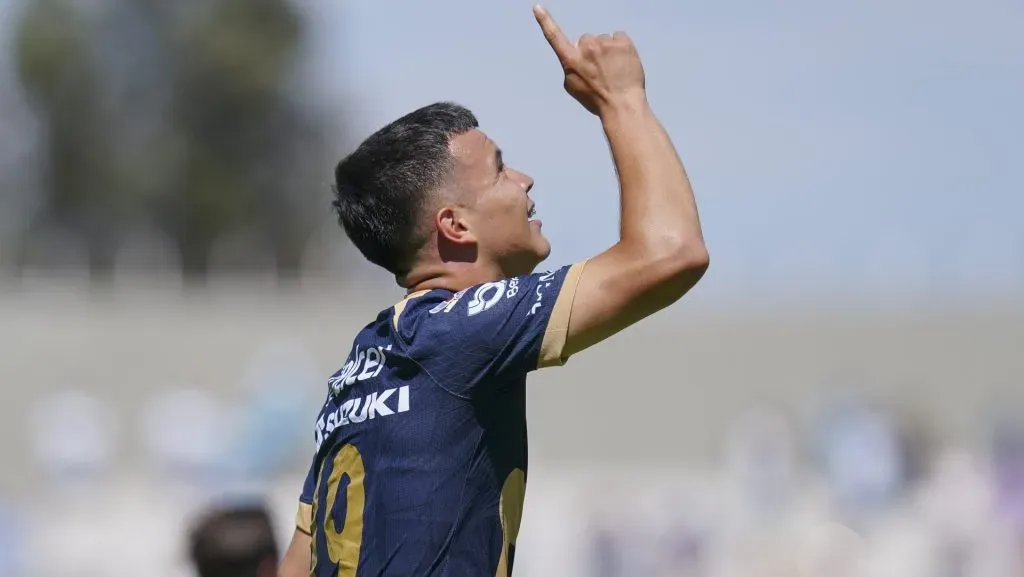 Debut soñado para Alí Ávila, dos goles en su primer partido con Pumas UNAM (Imago7)
