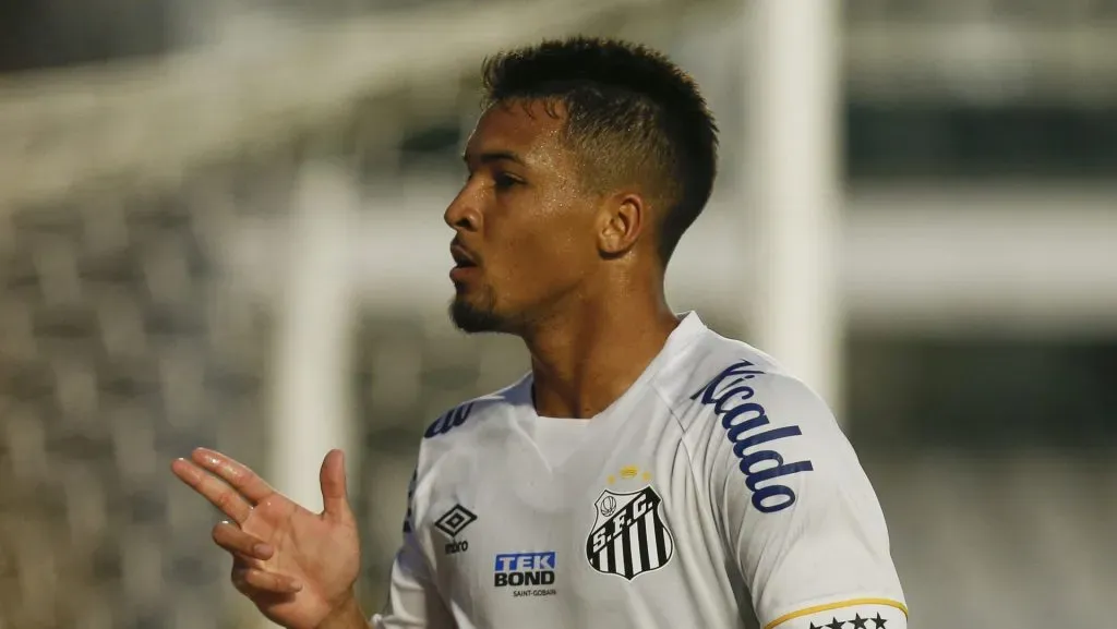 Marcos Leonardo interessa ao Real Madrid (Photo by Ricardo Moreira/Getty Images)